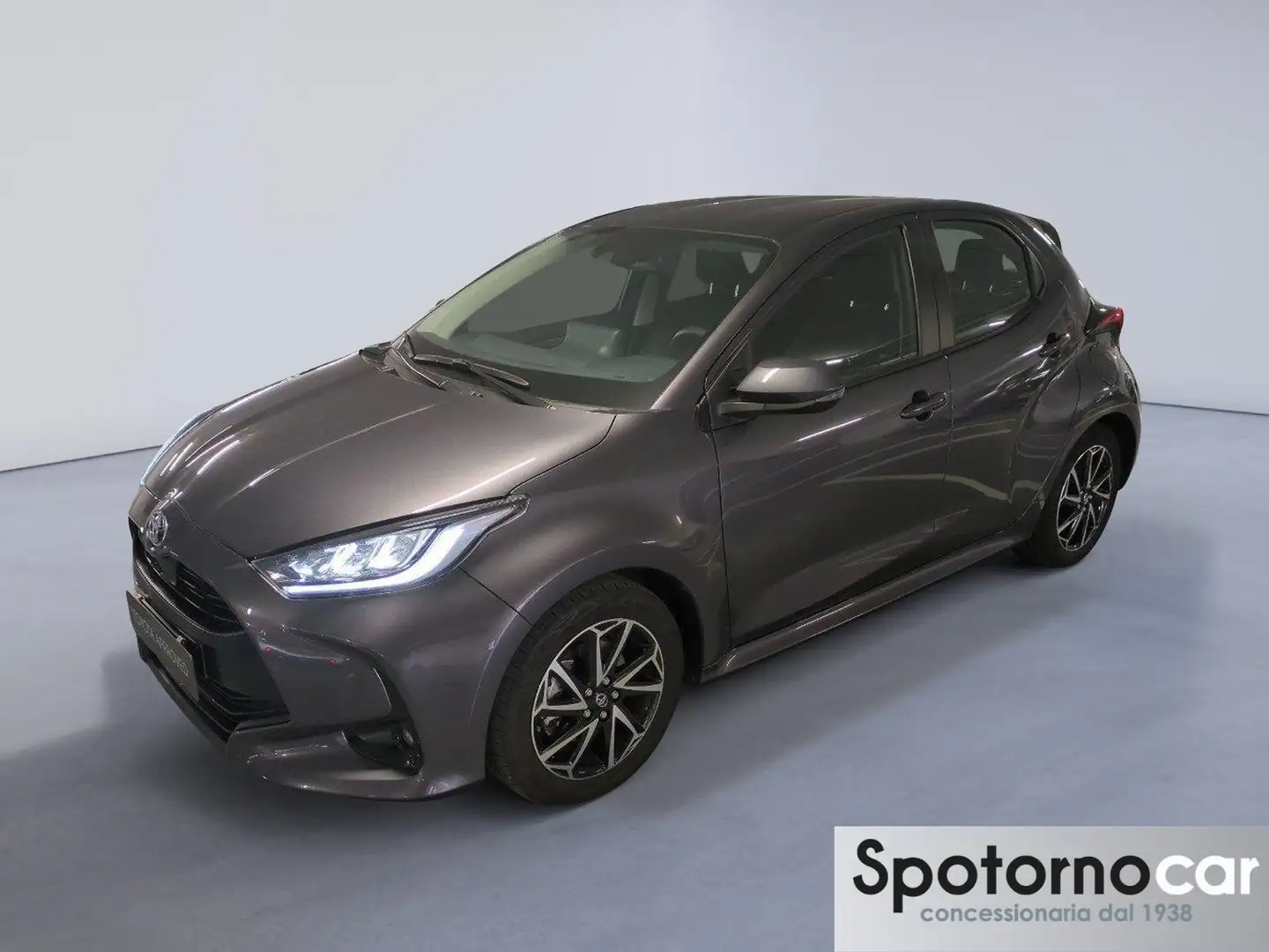 Toyota Yaris 1.5 Hybrid 5 porte Trend Grau - 1