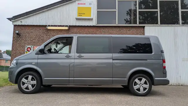 Volkswagen T5 Transporter 2.0 TDI L2H1 DC - Aut. - schuifd. L + R
