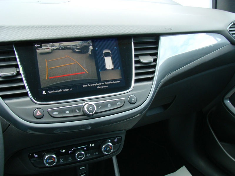Opel Crossland X 1.2 Turbo Elegance LED Tempomat Kamera180º — photo 12