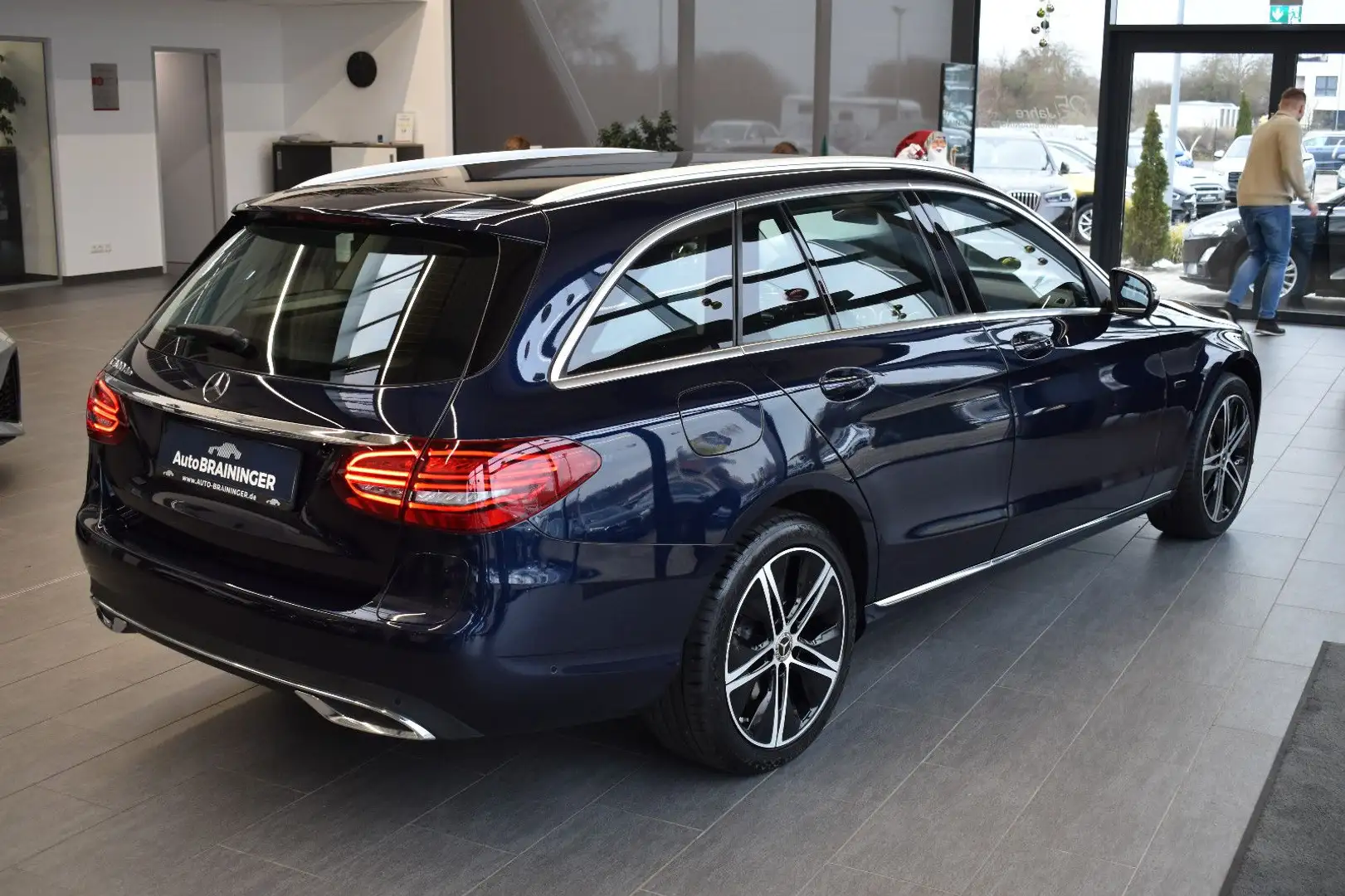 Mercedes-Benz C 300 C300de T Avantgarde 9G-tronic LED~HUD~Burmester Blau - 2