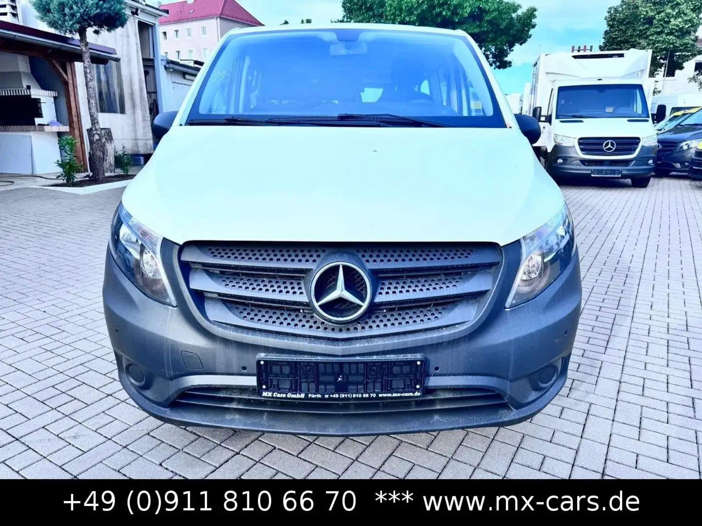 Mercedes-Benz Vito 110 CDi Tourer extralang 9 Sitze Bus Klima Weiß - 2