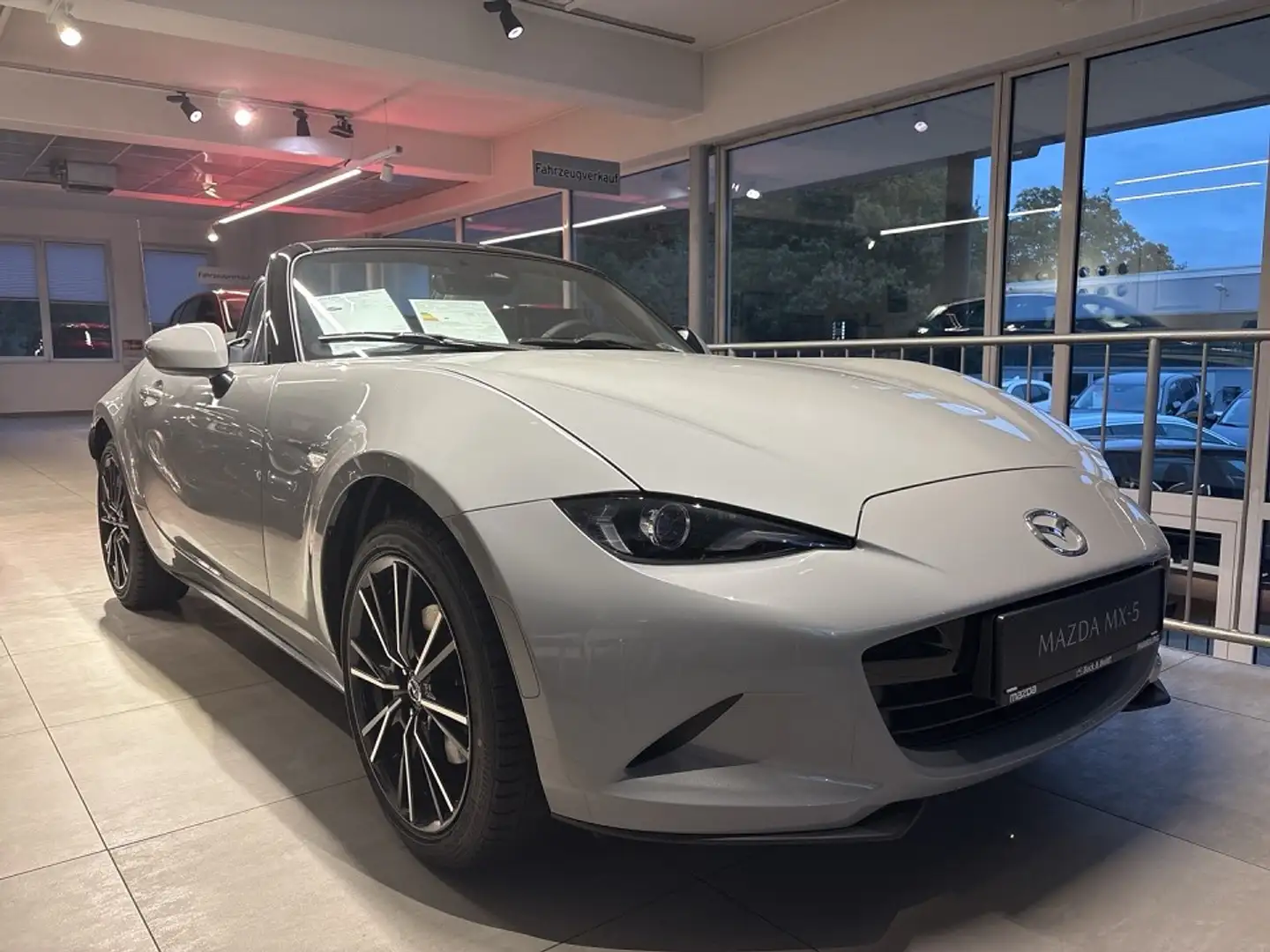 Mazda MX-5 Exclusive-Line 2.0i VOLL LED+BOSE+LEDER+KEYLESS Grau - 1