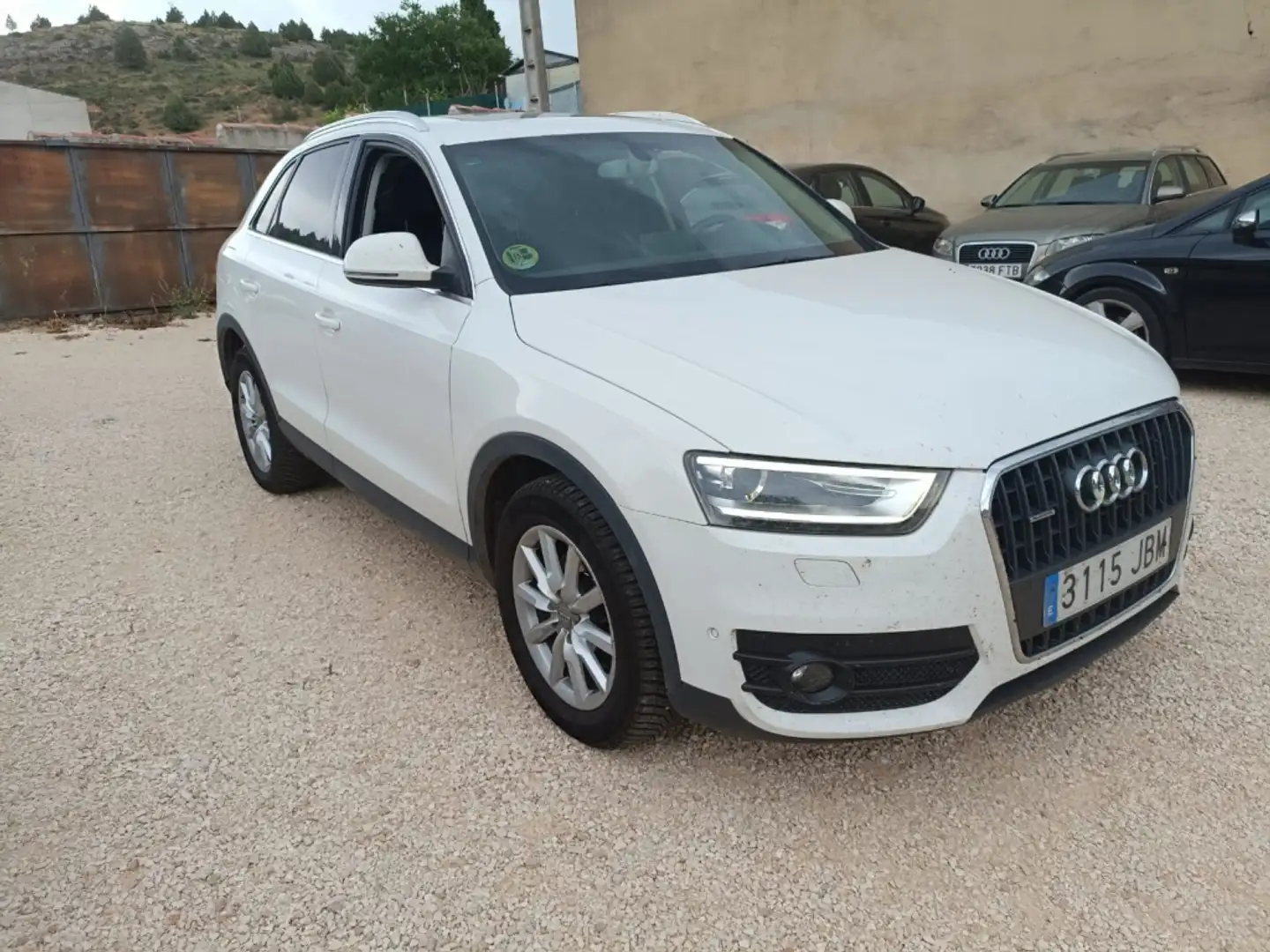 Audi Q3 2.0TDI Advanced Ed. quattro S-Tronic Weiß - 1