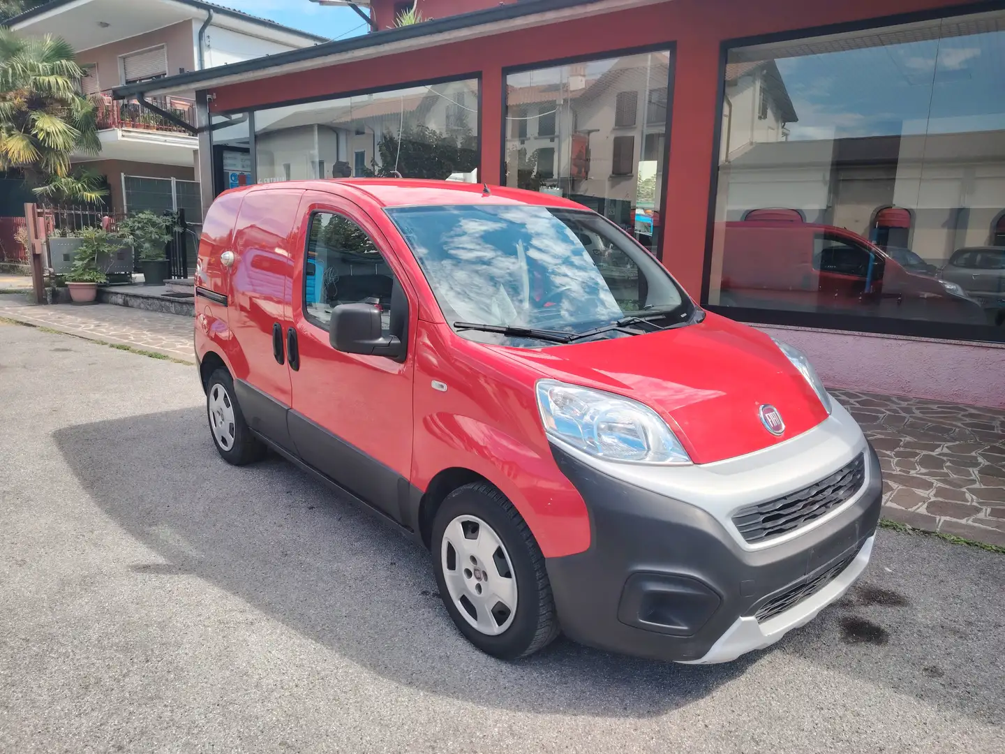 Fiat Fiorino 1.3 MJT ADVENTURE 95 CV. Rosso - 1