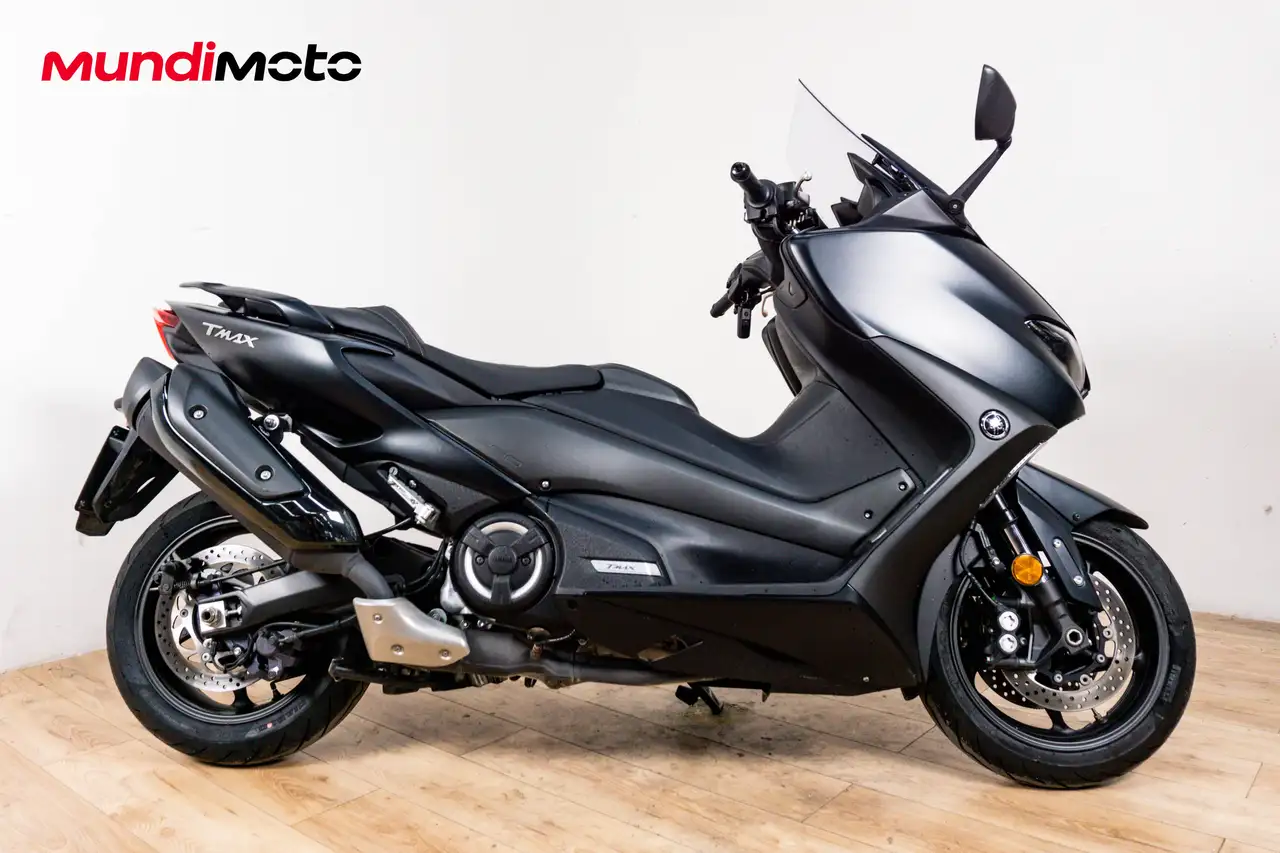 Yamaha Tmax 560