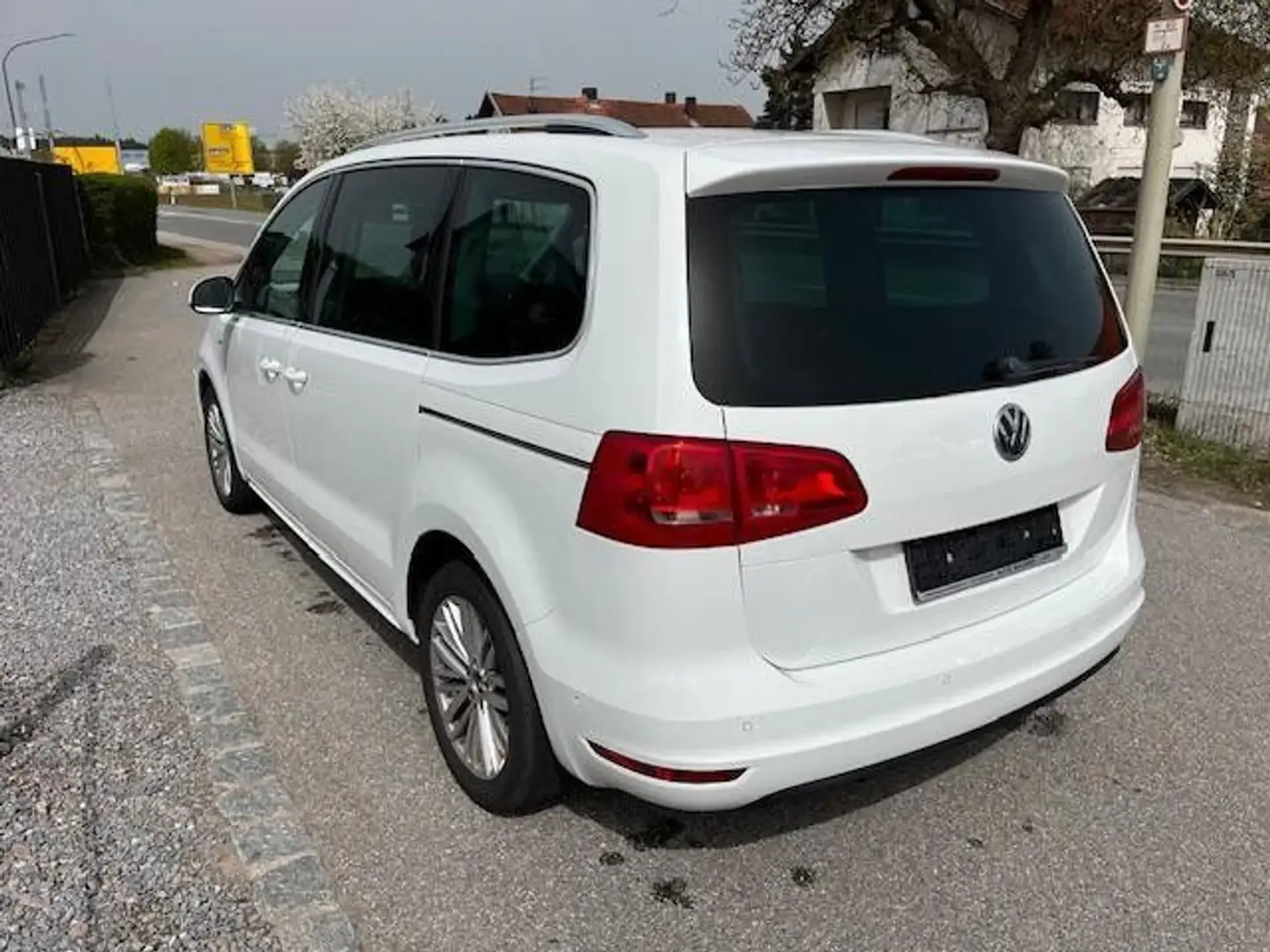 Volkswagen Sharan Cup BMT *AHK*7 Sitze*Standheizung* bijela - 2