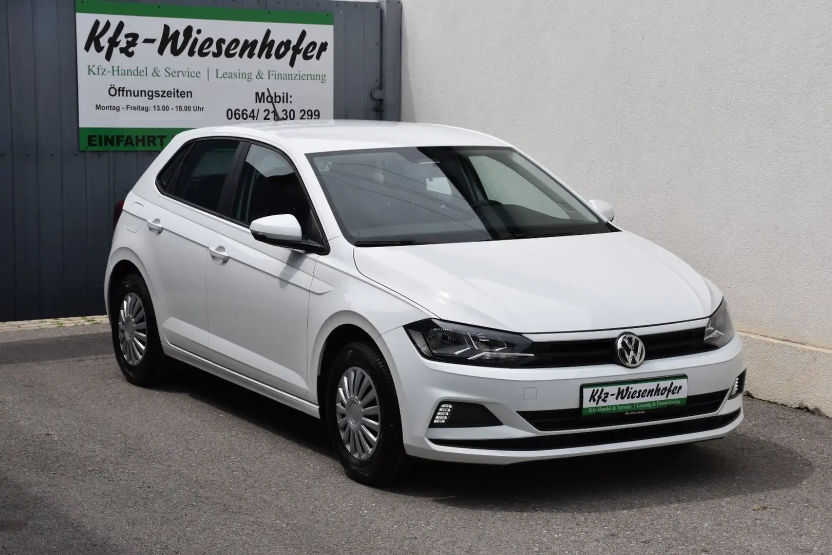 Volkswagen Polo 1.0 / Pickerl & Service & Reifen NEU / Weiß - 1