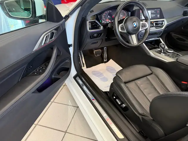 BMW 4 Series view 8