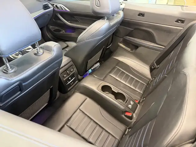 BMW 4 Series view 11