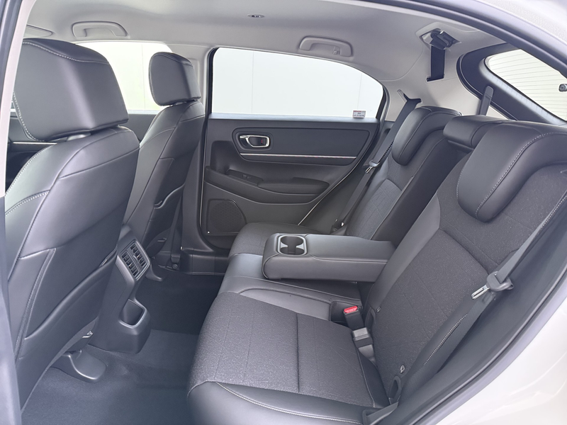 Honda HR-V 1.5 e:HEV i-MMD 131pk CVT Advance — photo 19