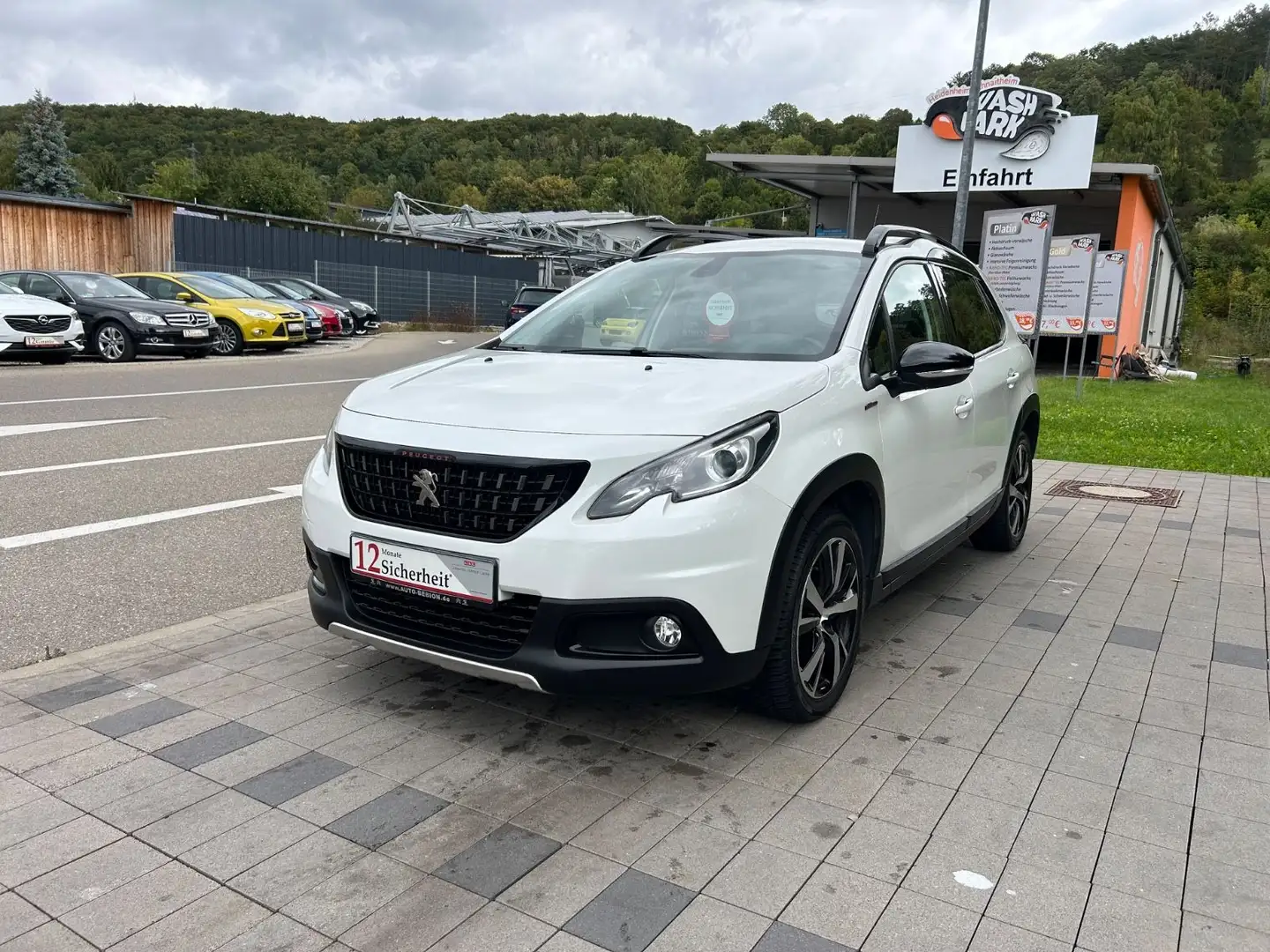 Peugeot 2008 Allure**GT-LINE *TÜV-01.2027 ** - 1