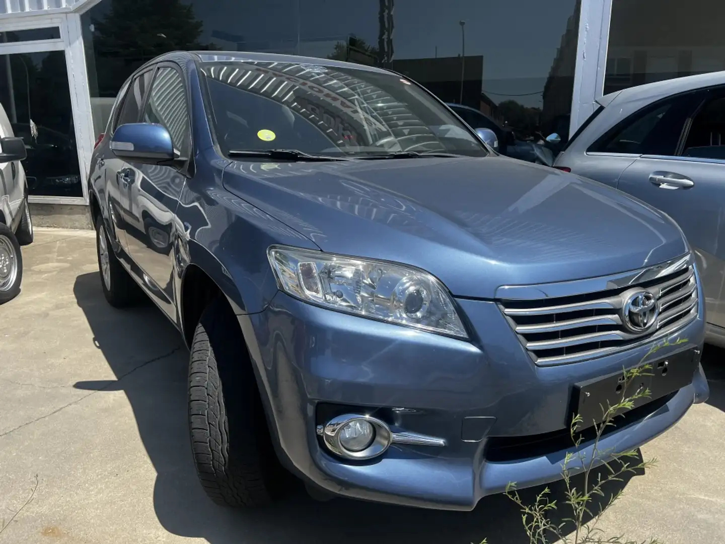 Toyota RAV 4 2.2D-4D Advance 4x4 Cross Sport Blu/Azzurro - 2