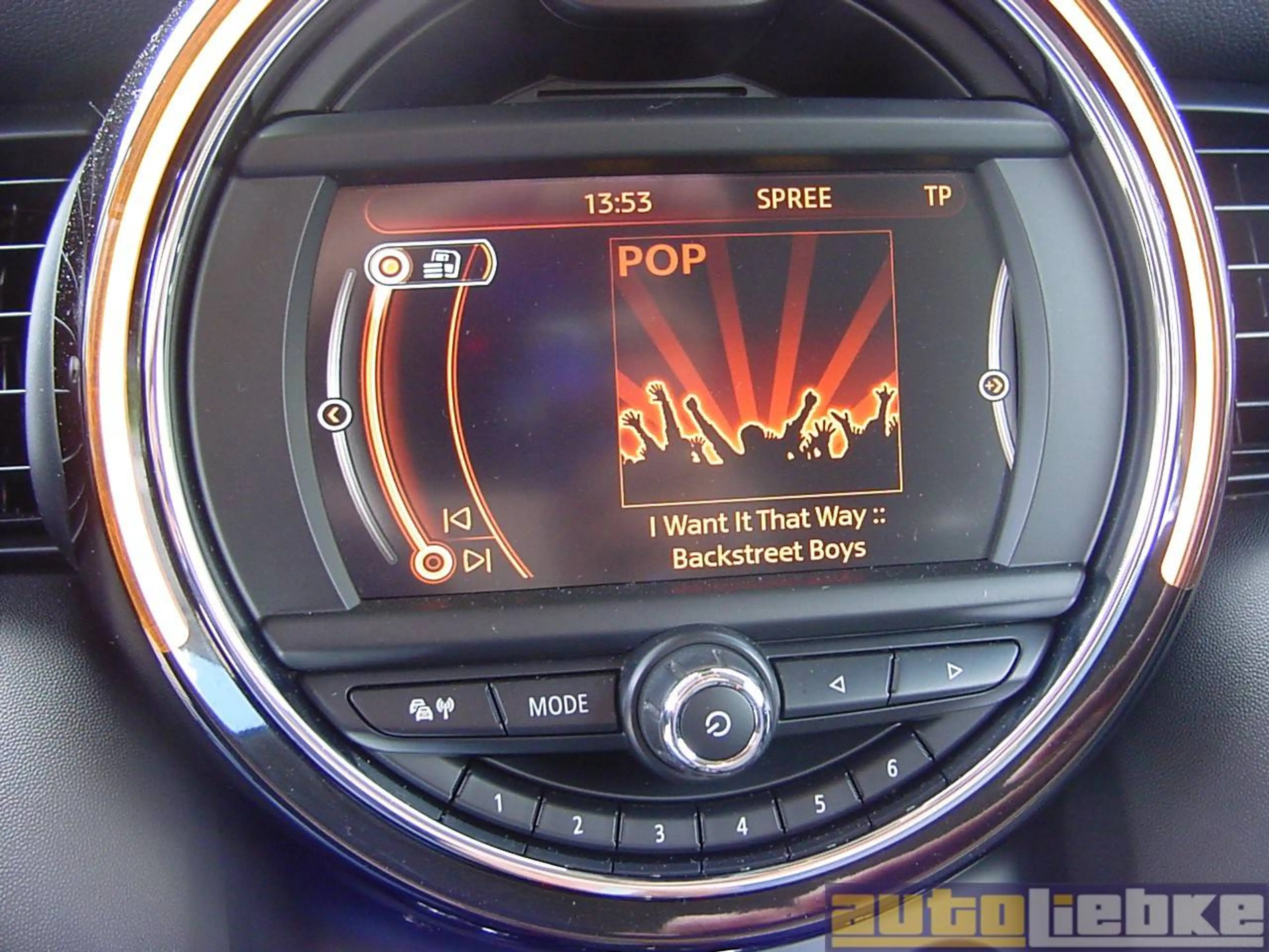 MINI One METROPOLITAN LED,NAVI,KLIMAAUT,BT,PARK-ASS — photo 14