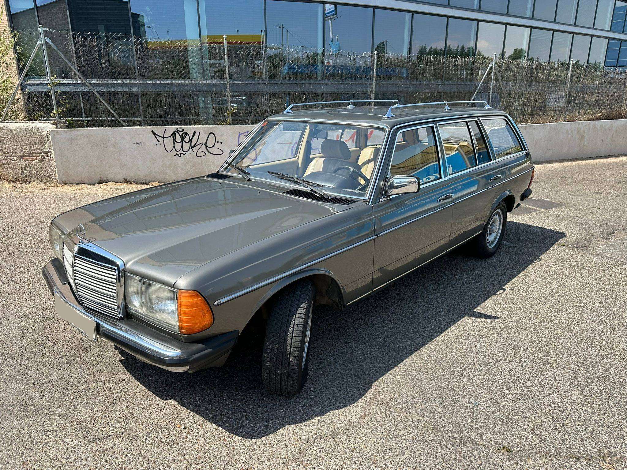 Mercedes-Benz 280 Mercedes-Benz 280 280TE w123 - foto 1