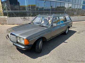 Mercedes-Benz 280 280TE w123