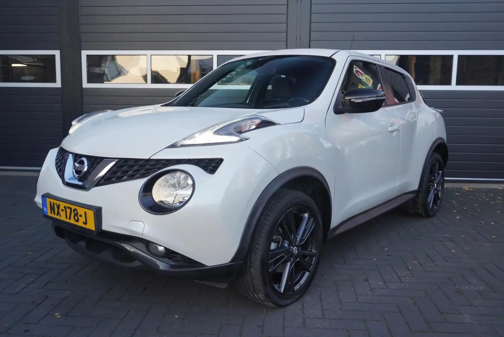 Nissan Juke 1.2 DIG-T S/S N-Connecta Climate Control/Cruise/Na Wit - 1