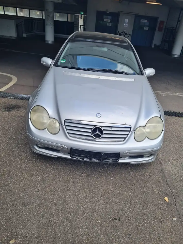 Mercedes-Benz C 180