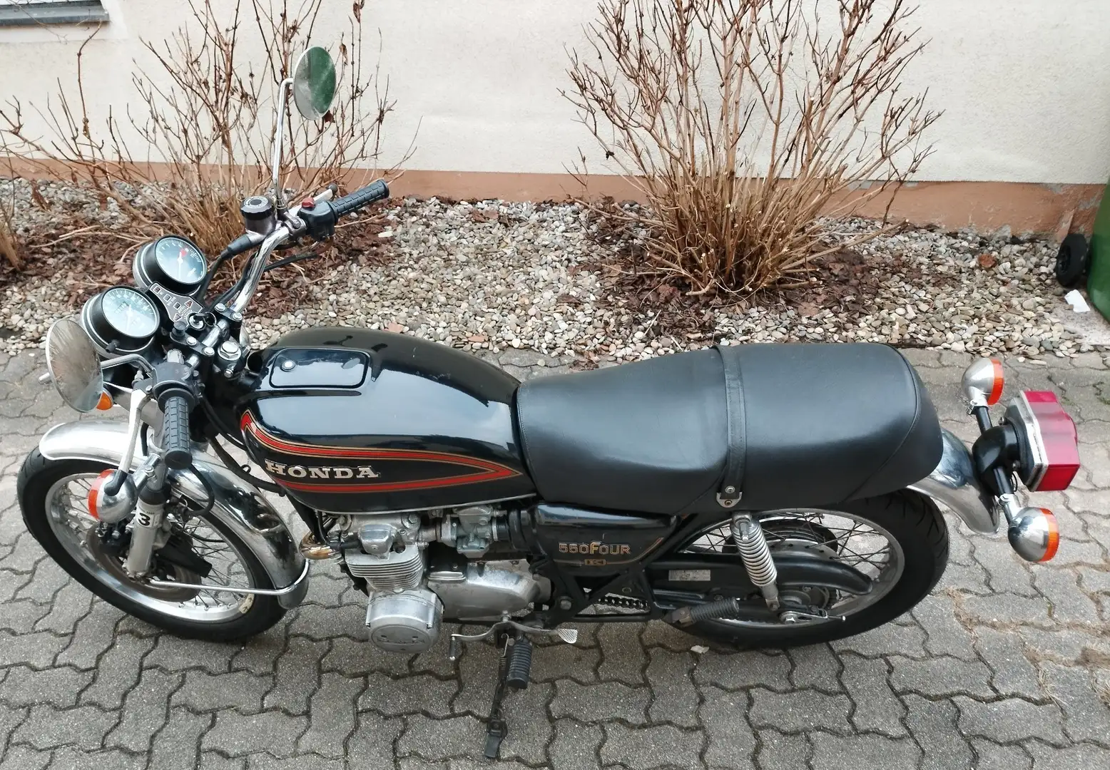 Honda CB 550 Four Fekete - 2