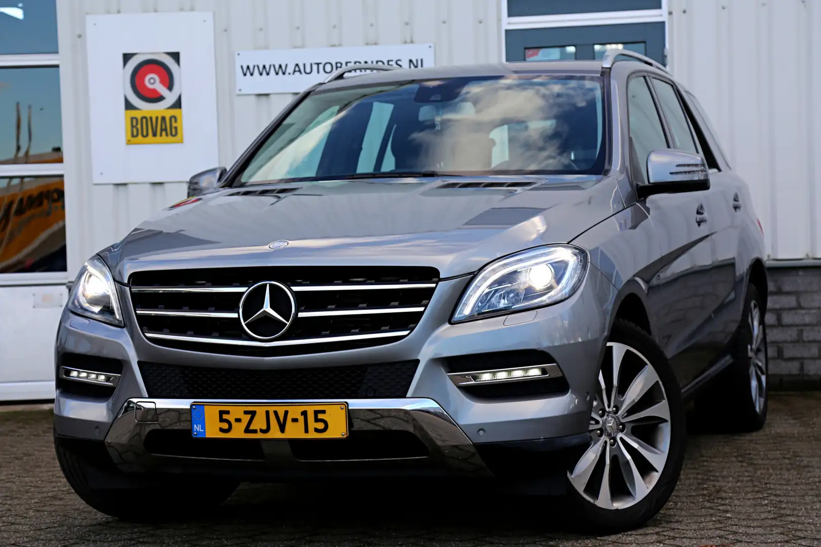 Mercedes-Benz ML 250 M-klasse BlueTEC 4Matic Aut.*Euro 6*NL-Auto*Perfec Grijs - 1
