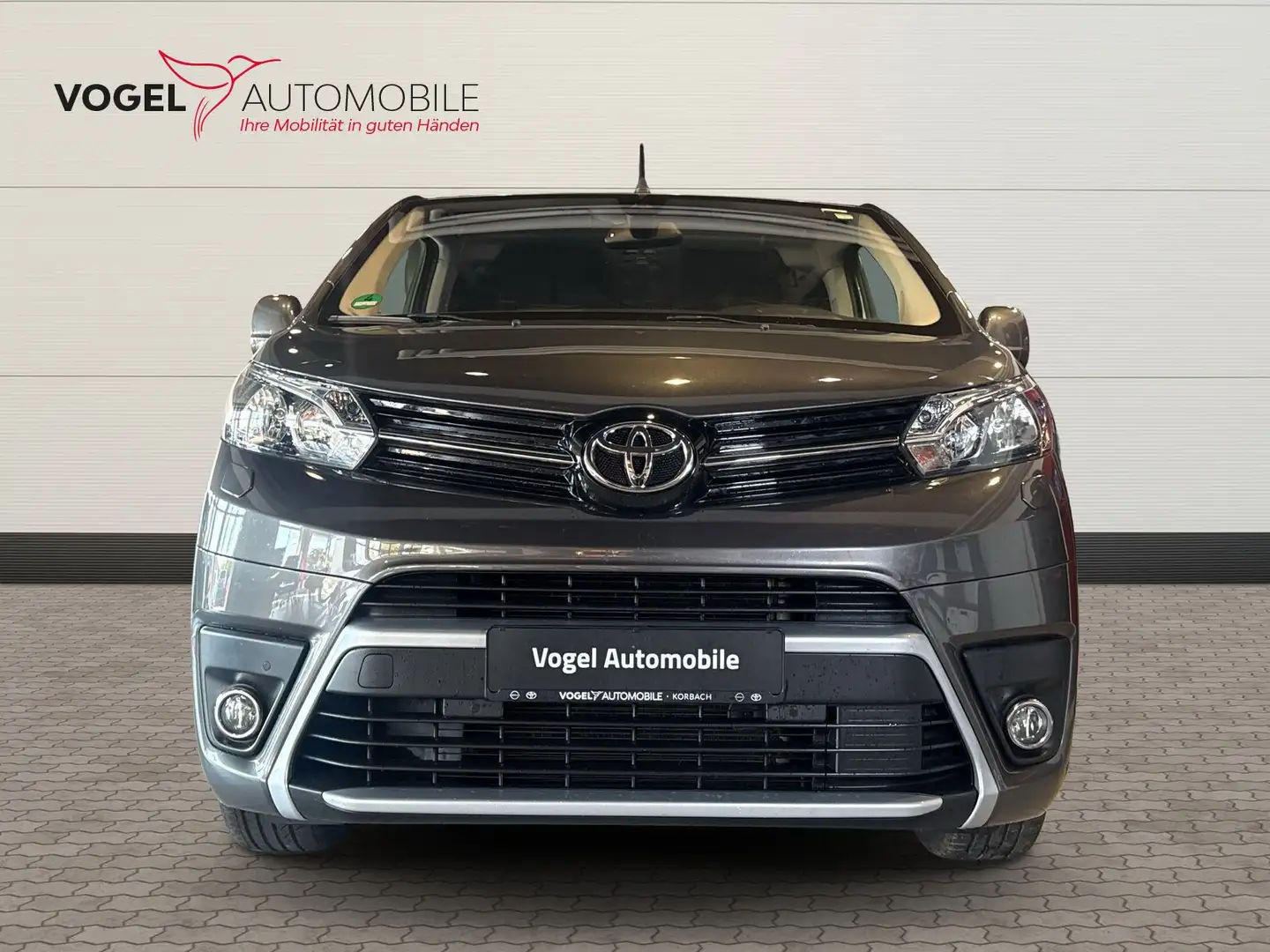 Toyota Proace Verso 2.0 D-4D L2 Team D Gris - 2