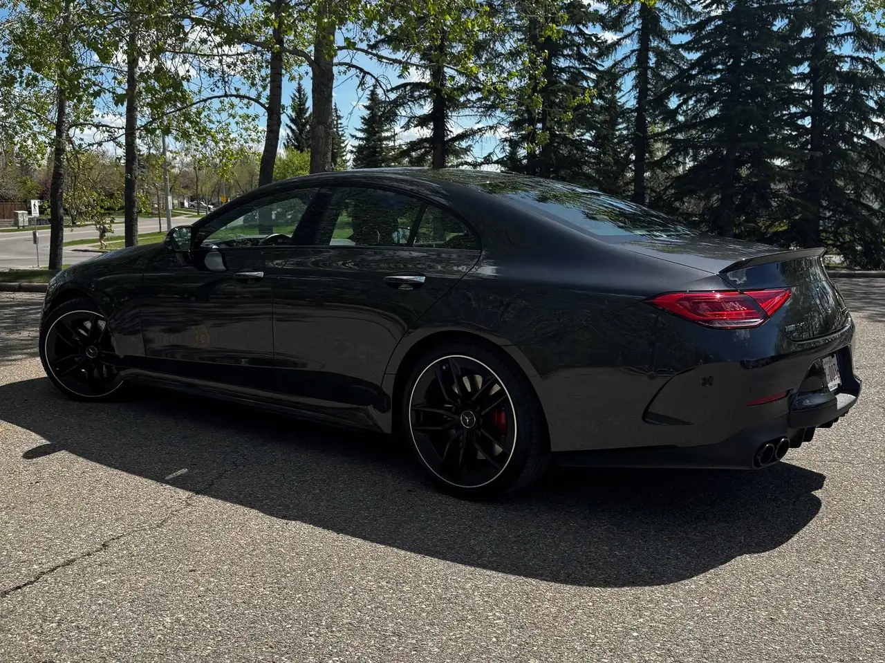 Mercedes-Benz CLS снимка Mercedes-Benz CLS
