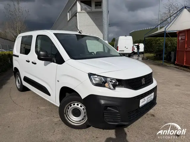 Peugeot Partner 1.2 PureTech L1 Light Pro S/S(EU6.3)