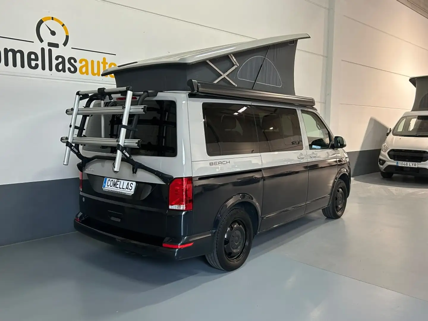 Volkswagen T6 California 2.0TDI BMT Beach Camper 110kW Gris - 2