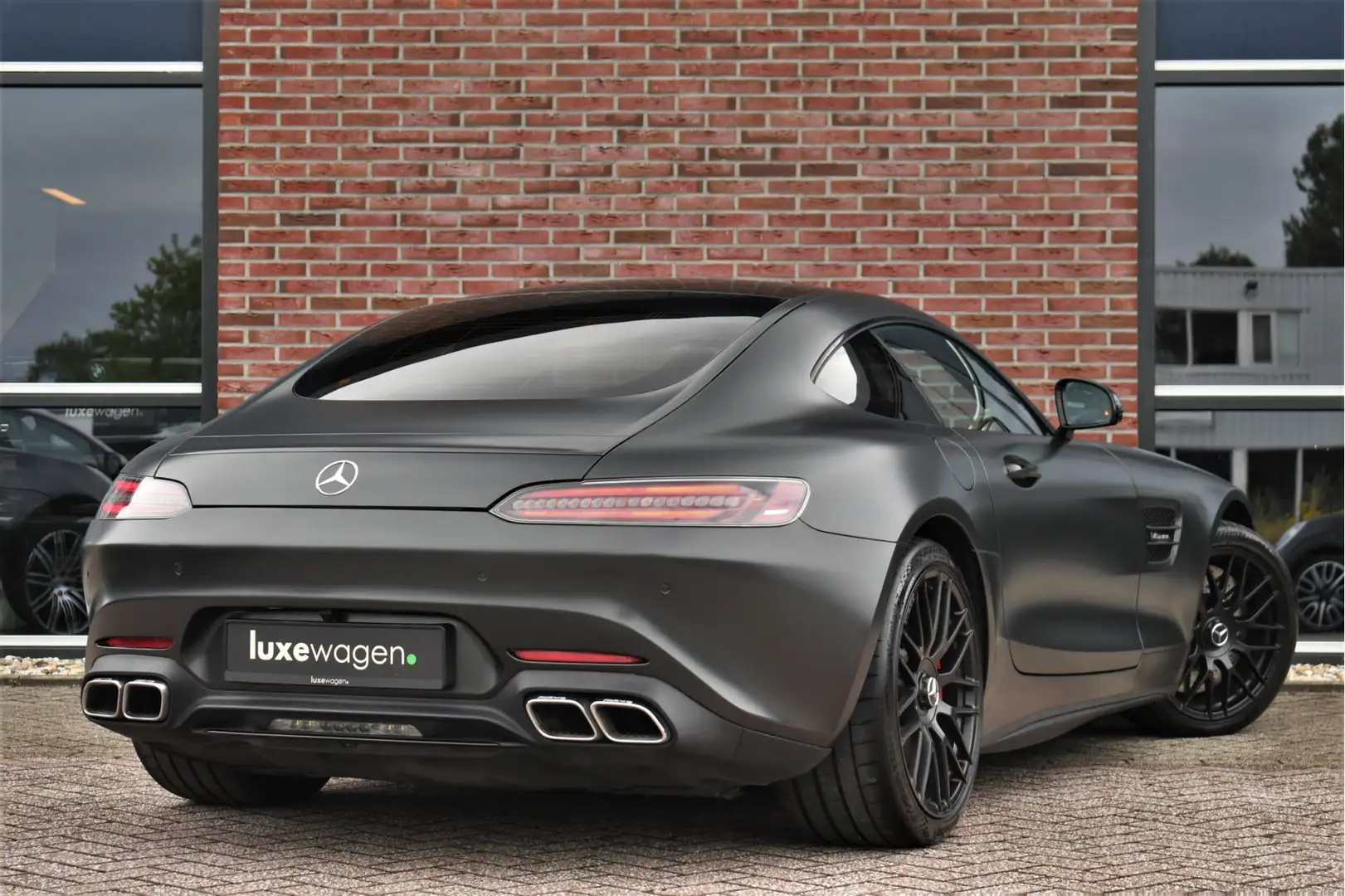 Mercedes-Benz AMG GT 4.0 S Facelift Pano Perf-zetel Carbon Burm-High St Zwart - 2