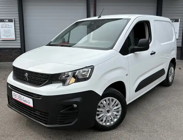 Peugeot Partner 1.2 PureTech Premium Airco Navi Cruise Pdc Camera