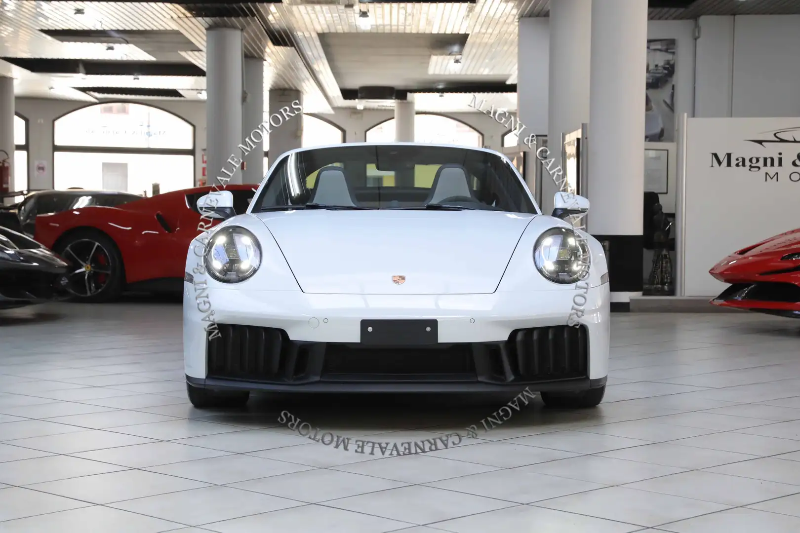 Porsche 992 TARGA 4 GTS MK2|LIFT SYSTEM|CHRONO|SCARICO|FULL Bianco - 2