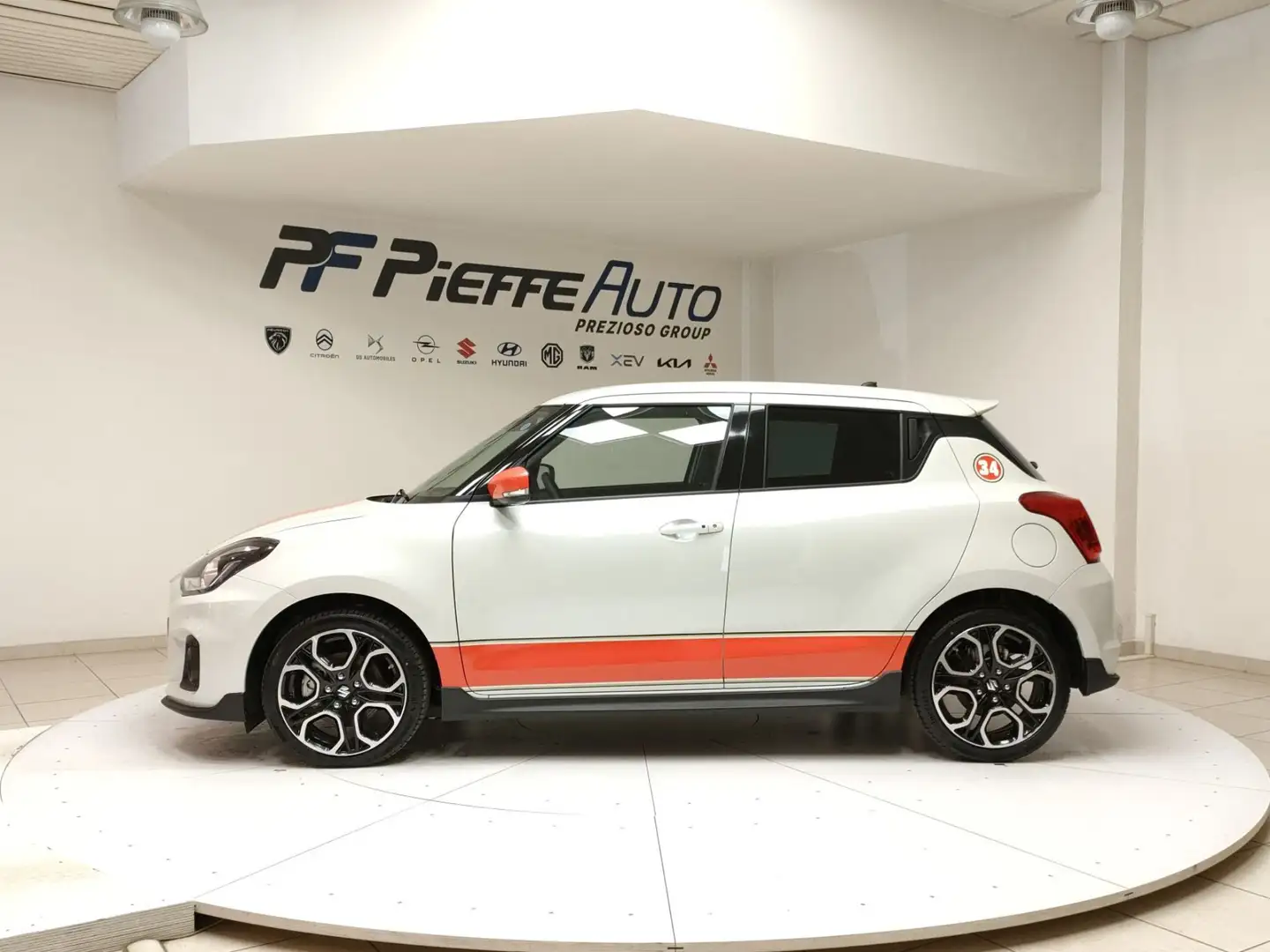 Suzuki Swift SPORT HYBRID 1.4 Kevin Schwantz Limited Edition Bianco - 2
