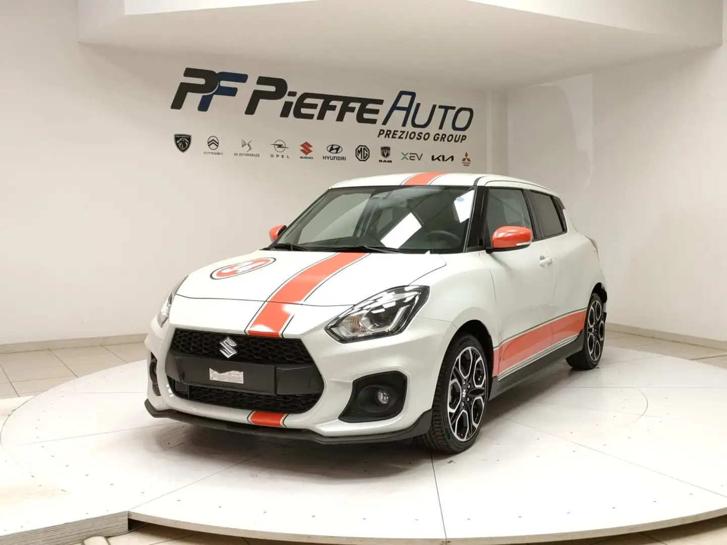 Suzuki Swift SPORT HYBRID 1.4 Kevin Schwantz Limited Edition Bianco - 1