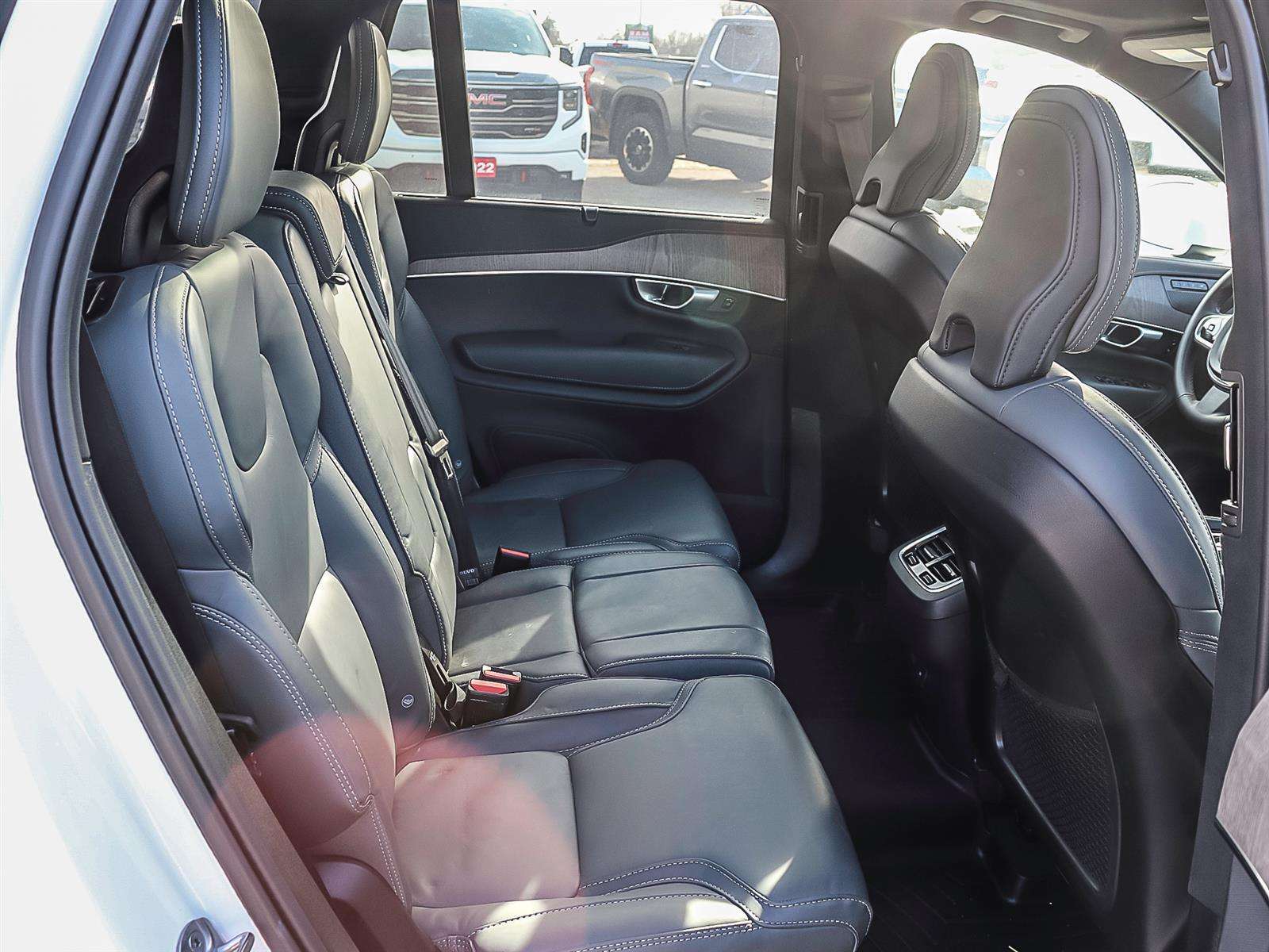 2024 Volvo XC90 ULTIMATE BRIGHT THEME thumb 21