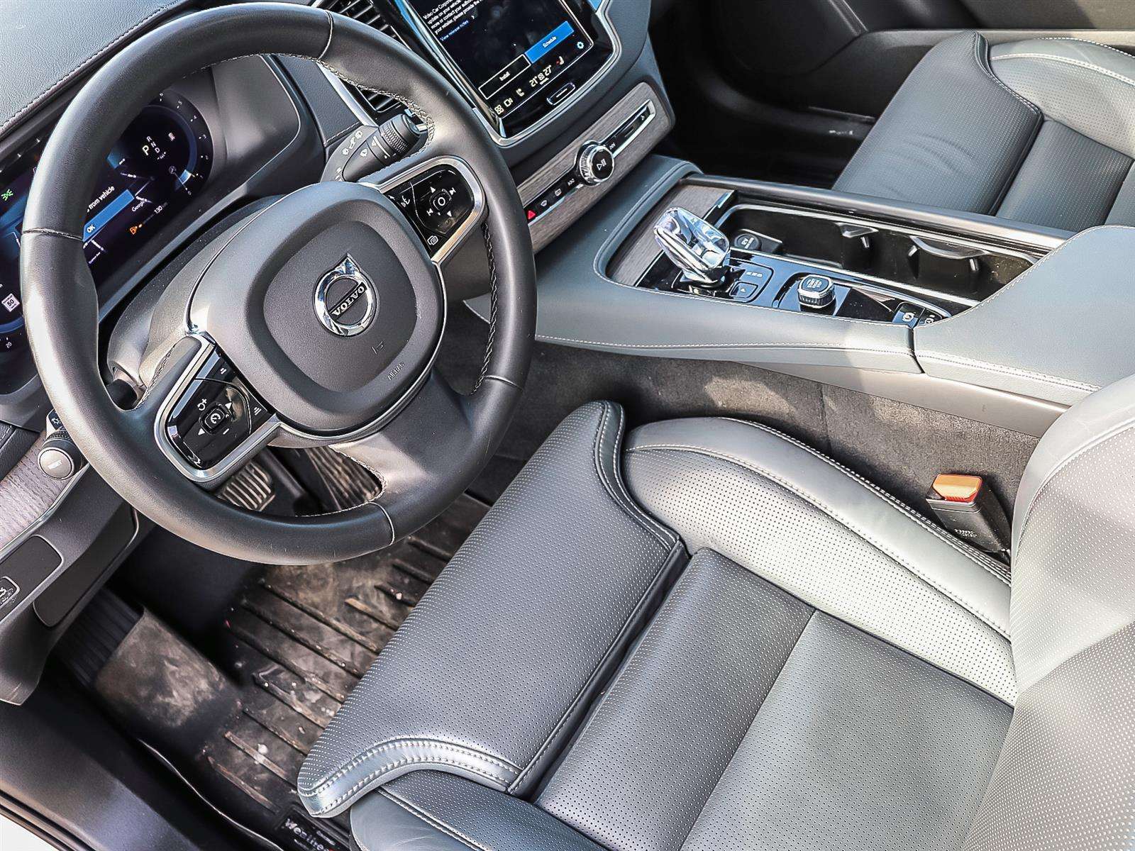 2024 Volvo XC90 ULTIMATE BRIGHT THEME thumb 9