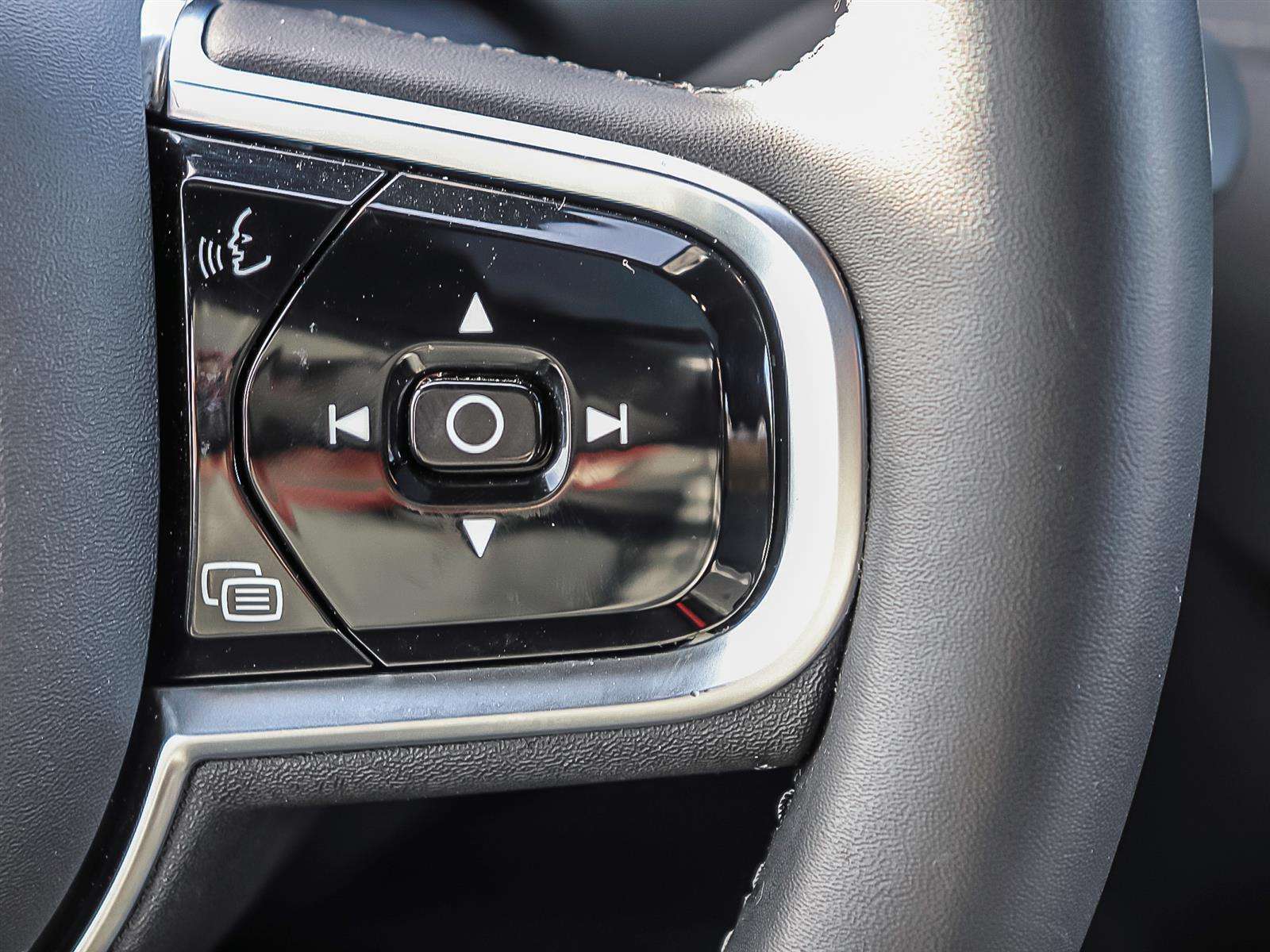 2024 Volvo XC90 ULTIMATE BRIGHT THEME thumb 13