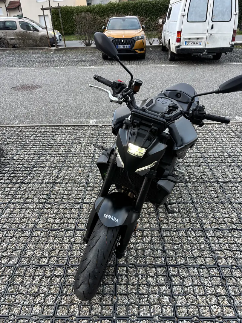 Yamaha MT-09 dominator - 2