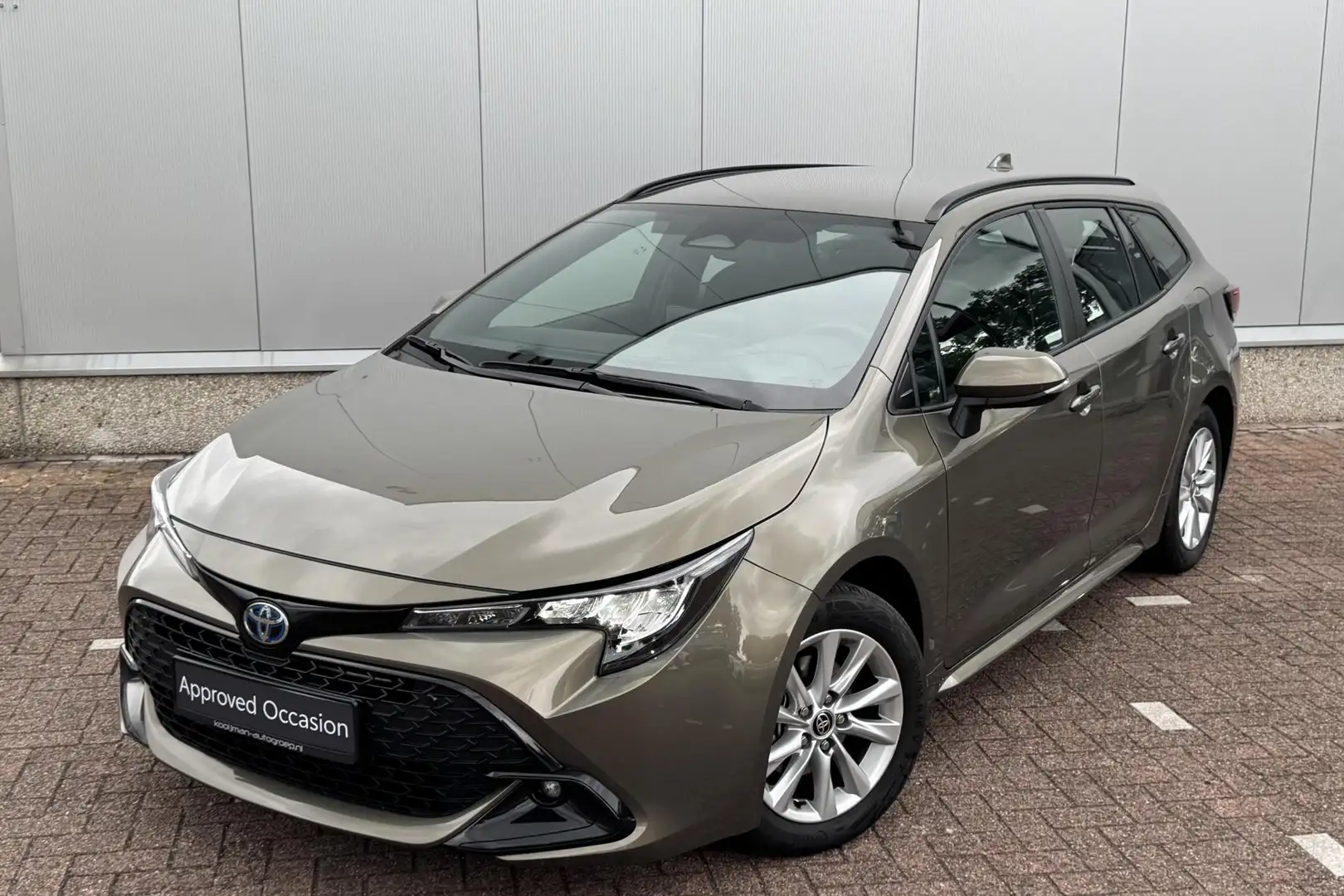 Toyota Corolla Touring Sports Hybrid 140 Active Navigatie, Achter Groen - 2