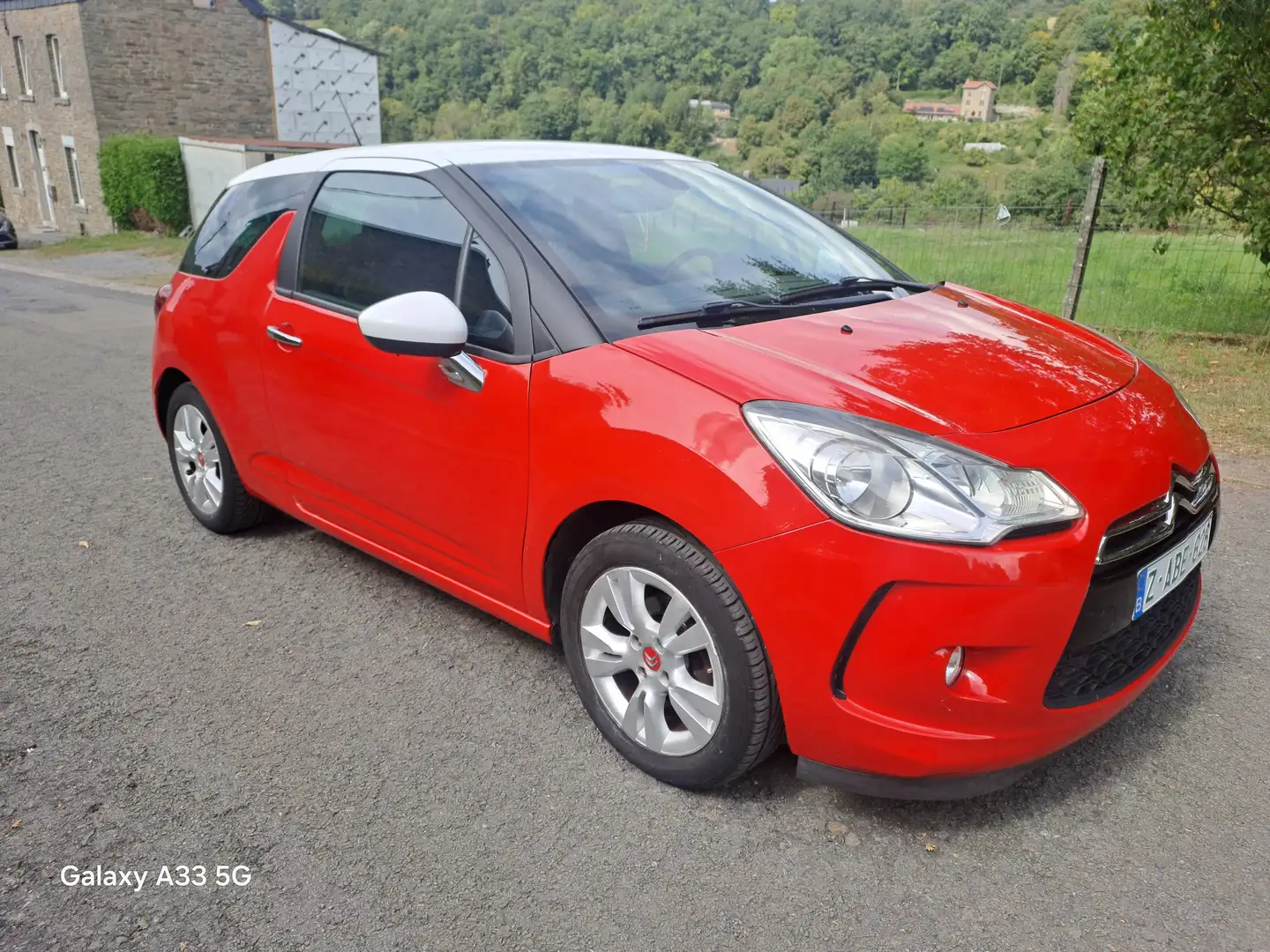 Citroen DS3 1.6 HDi So Chic Rouge - 1