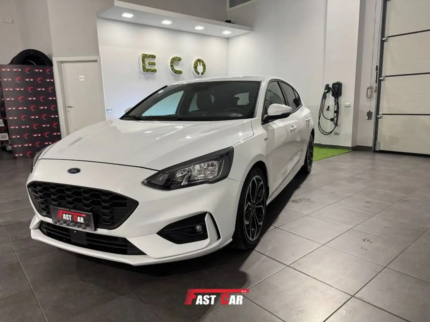 Ford Focus 1.0 EcoBoost Hybrid 125CV 5p. ST Line Bianco - 1