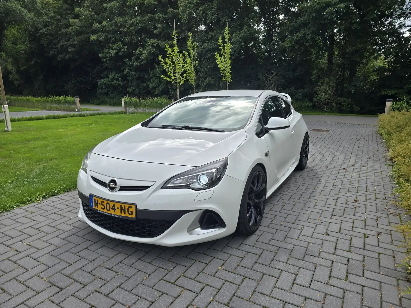 Opel Astra Astra 2.0 Turbo OPC Wit - 1