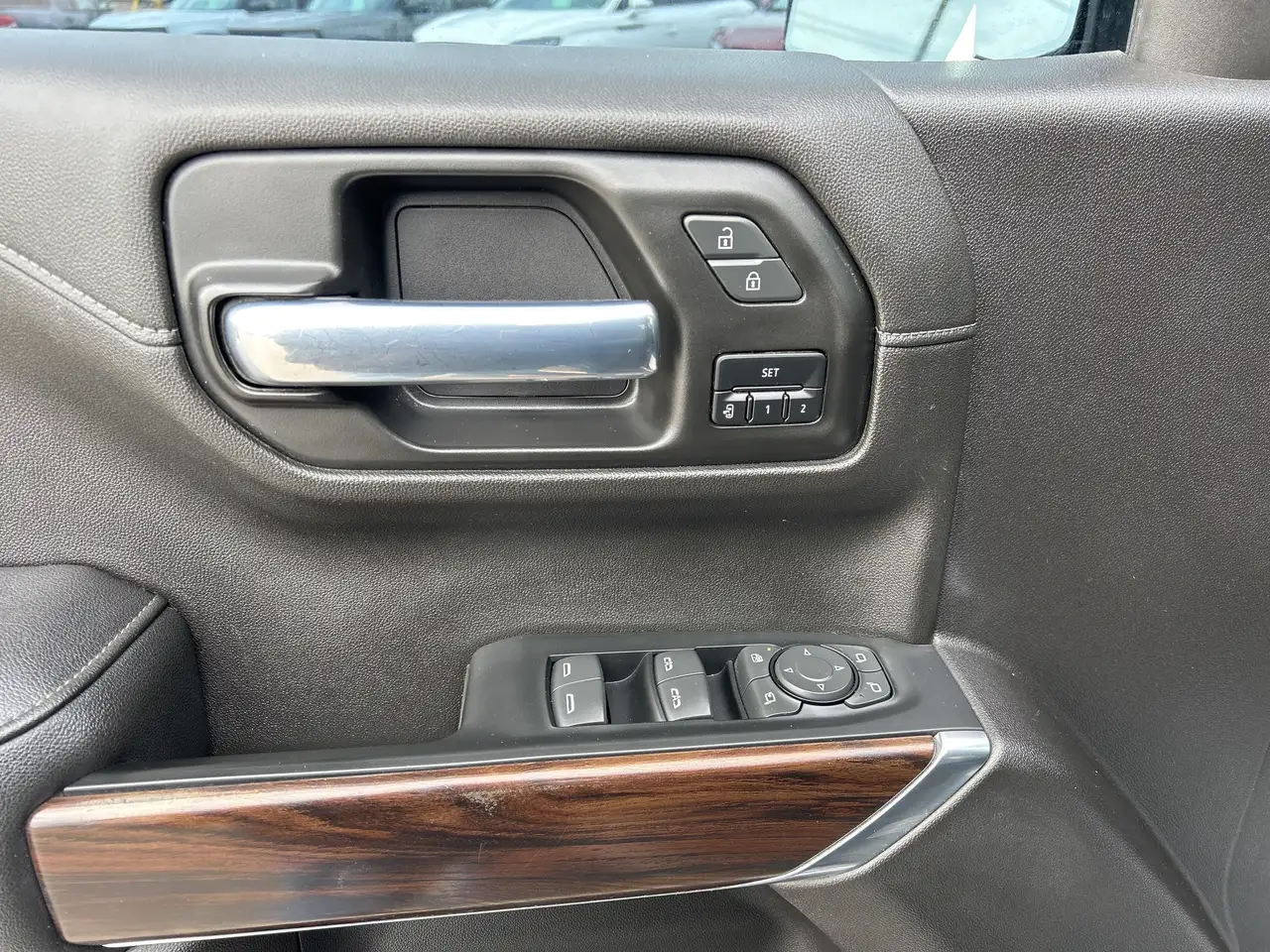 GMC Sierra 1500 снимка GMC Sierra 1500