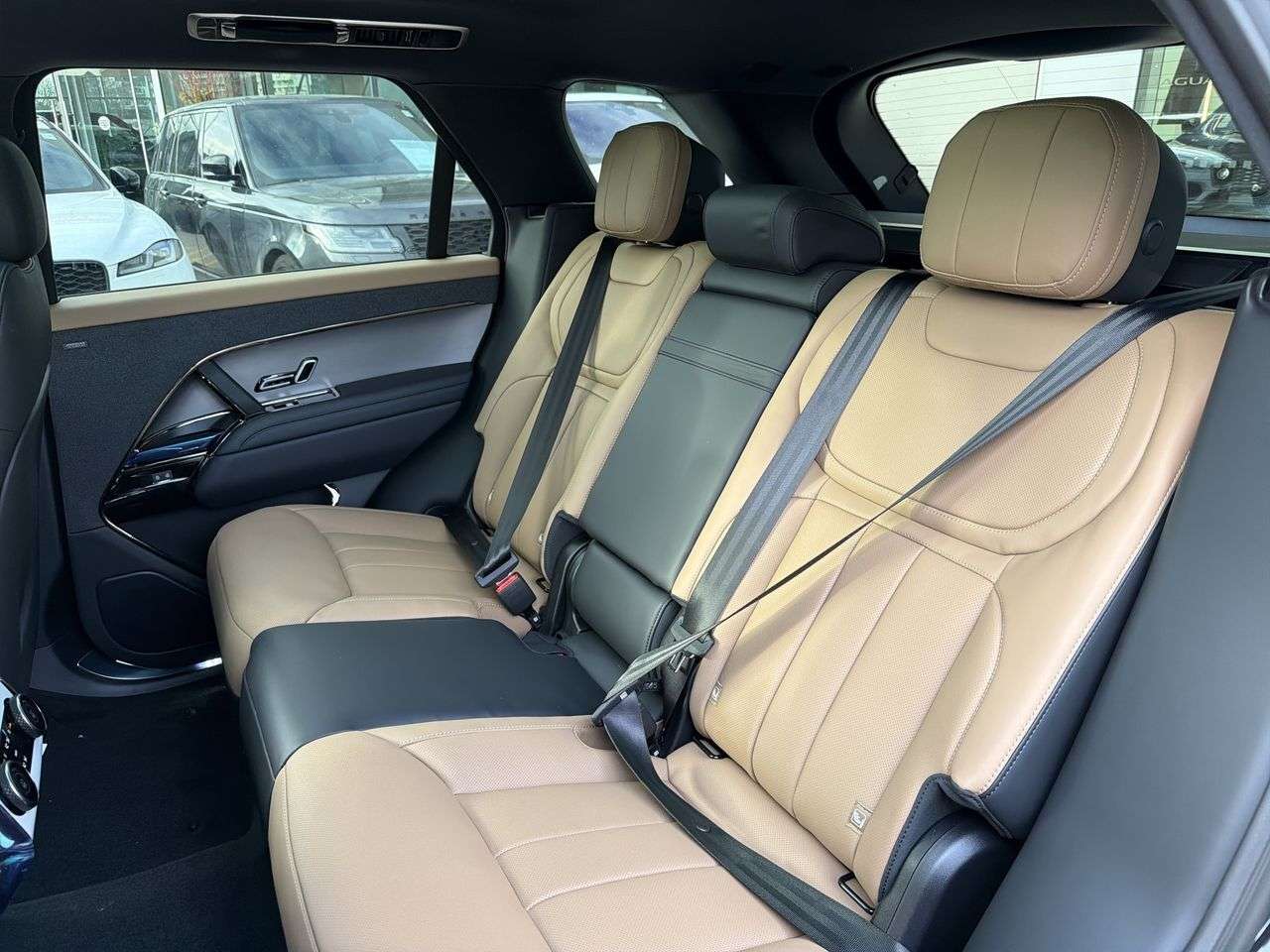 2026 Land Rover Range Rover Sport P530 Dynamic SE thumb 20