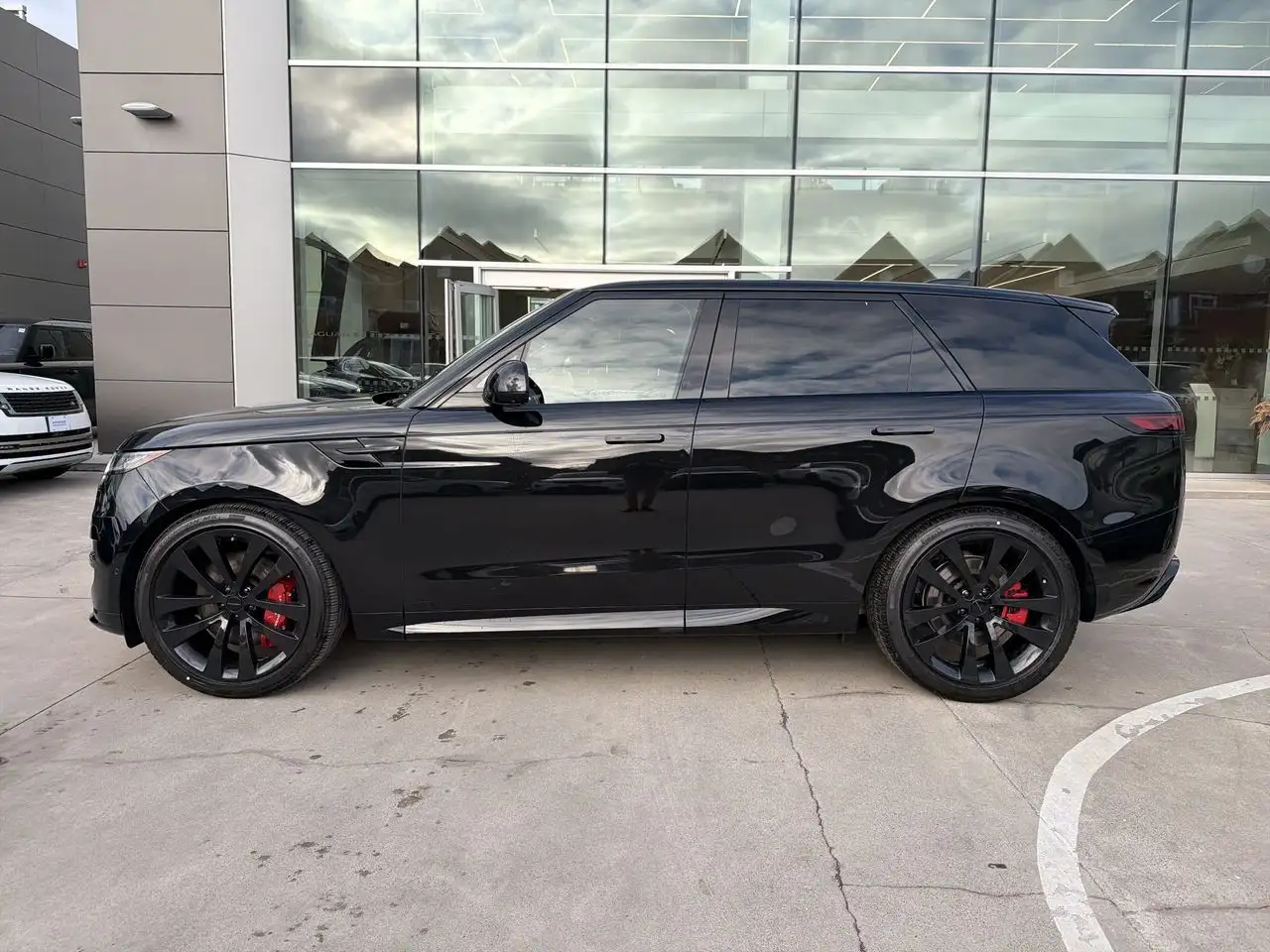 Land Rover Range Rover Sport снимка Land Rover Range Rover Sport