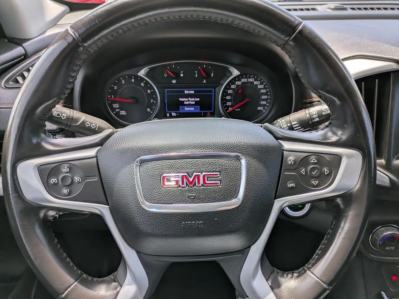 GMC Terrain снимка GMC Terrain