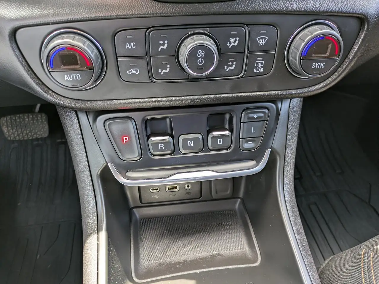 GMC Terrain снимка GMC Terrain