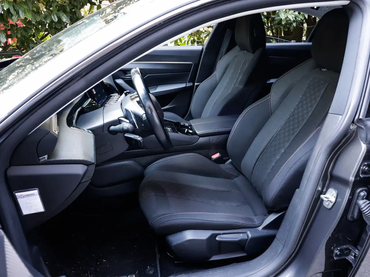 Peugeot 508 1.2 PureTech Active Pack Business 1e-Eig. & Dealer 6