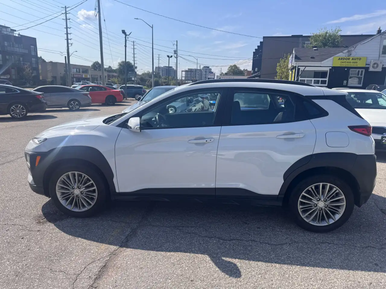 Hyundai KONA снимка Hyundai KONA