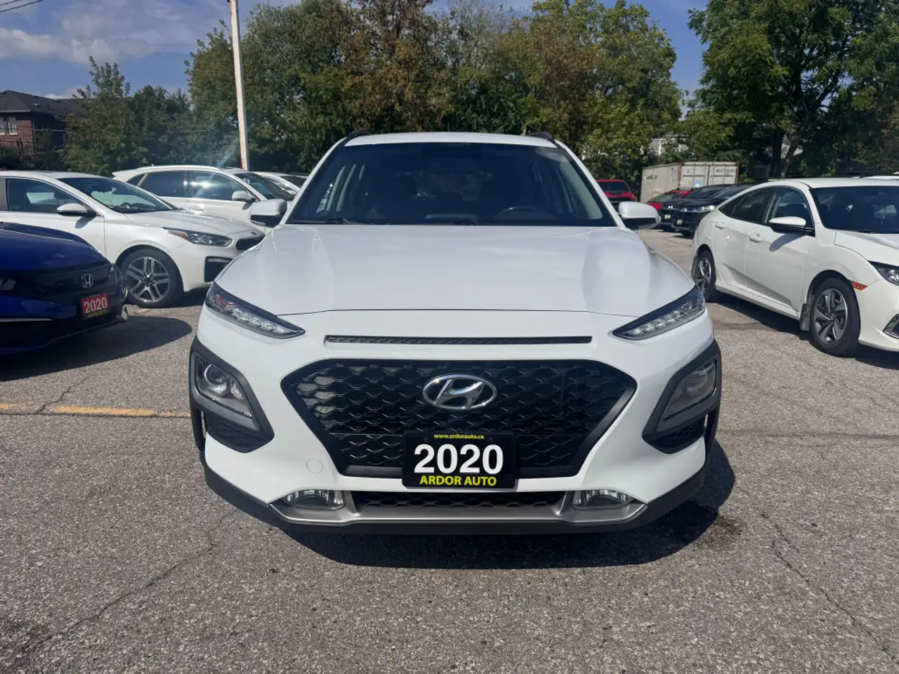 Hyundai KONA снимка Hyundai KONA