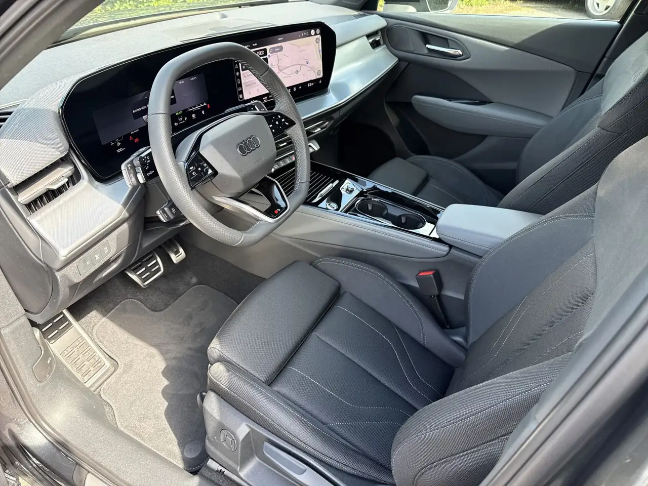 Audi Q3, фото 8