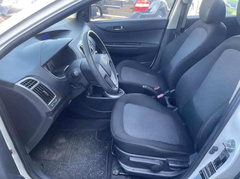 Hyundai i20 i20 1.2 5 Star Edition — photo 7